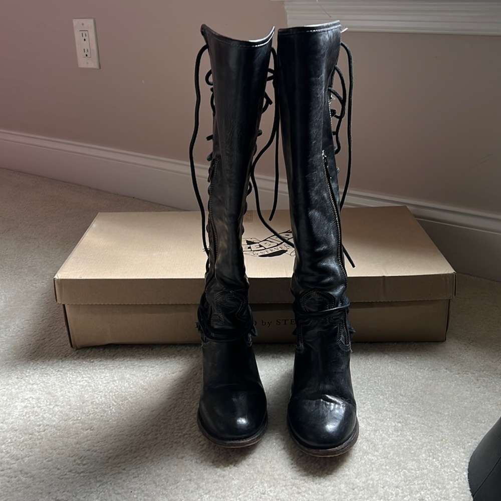 Freebird Coal Lace up Boots Black Size 8
